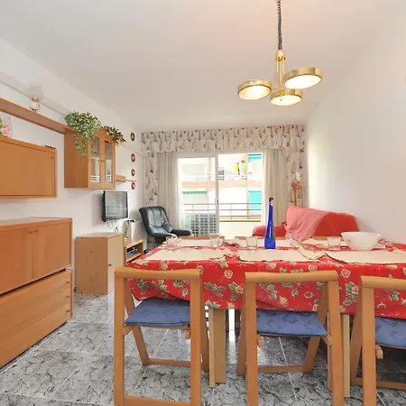 Girona Apartment