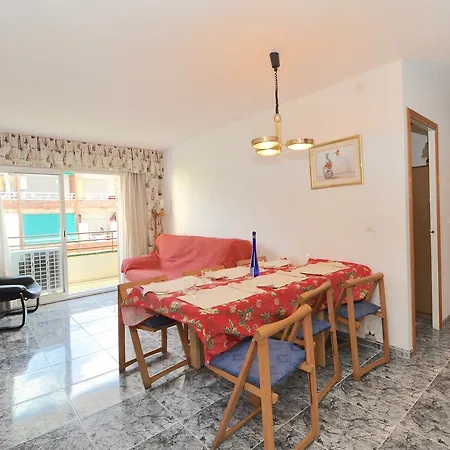 Girona Apartment